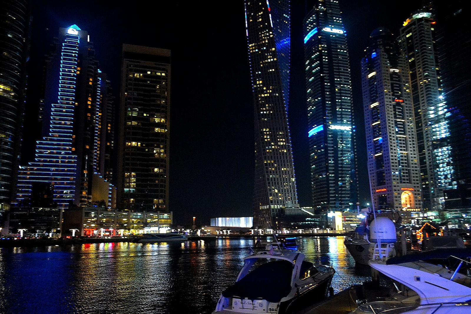 Dubai Marina promenade at night
