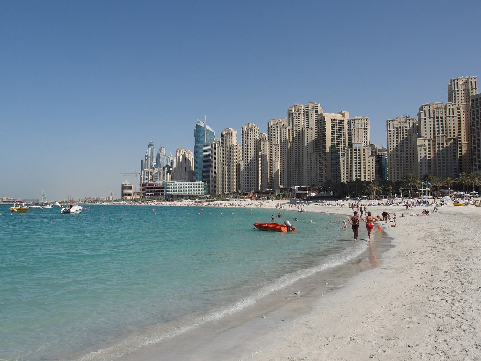 Jumeirah beach shoreline
